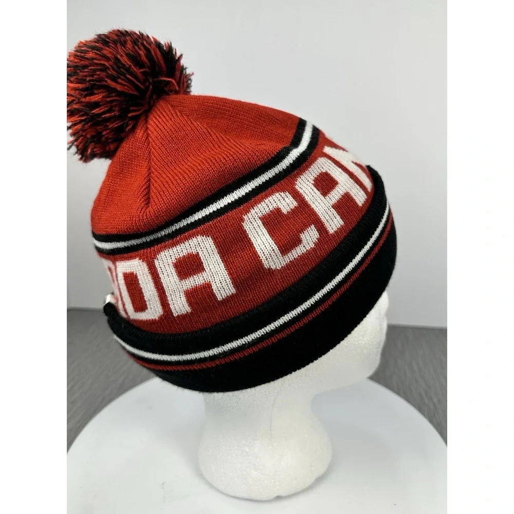 CANADA  OLYMPIC TEAM  TOQUE‎ Beanie Cuffed Knit Hat Pom Pom Toddler Ski Winter